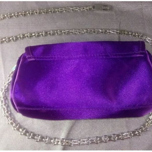YOUNLOVE Purple Small Makeup Bag Purse Long Strap Clutch Pocketbook 8 x 5 in - Picture 4 of 6